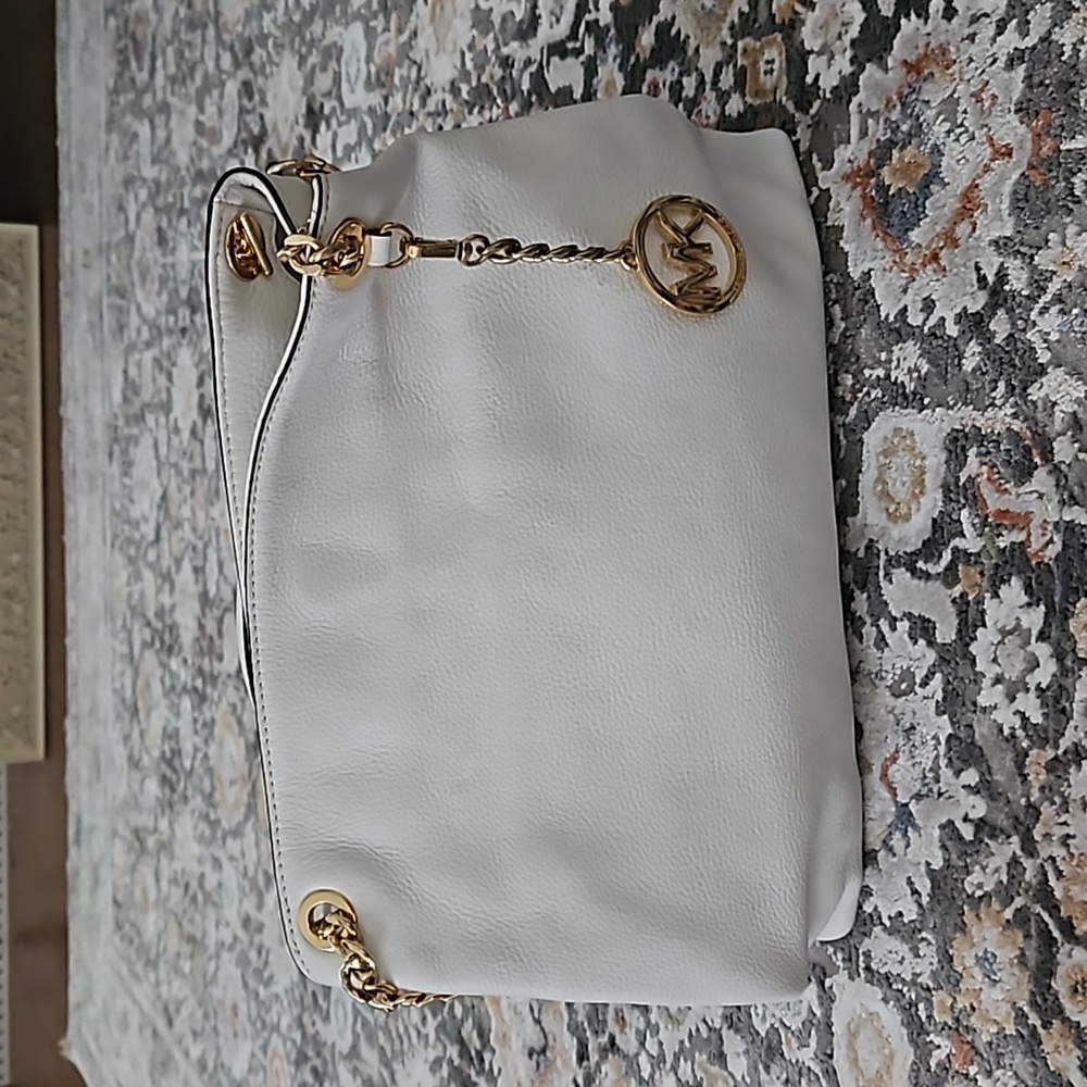 Micheal kors leather handbag